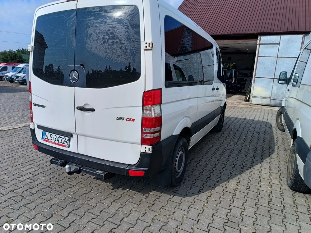 Mercedes-Benz Sprinter 2.7 CDI 9 osób klima hak 3 tony - 6