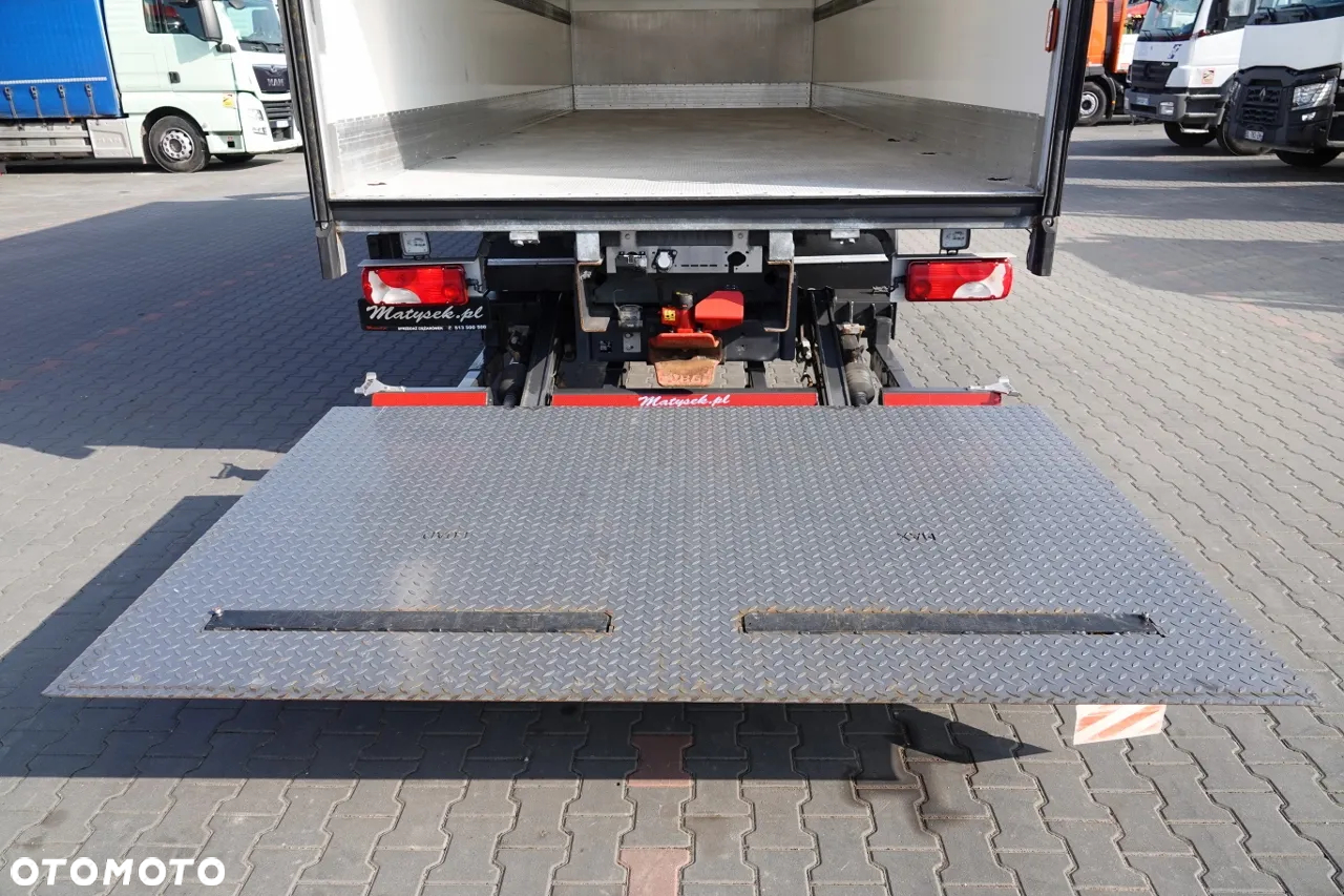Scania P 450 / 4x2 / IZOTERMA  / NIISKI PRZEBIEG 96 tys. km  / WINDA ZAŁADOWCZA / OPONY 100% - 16