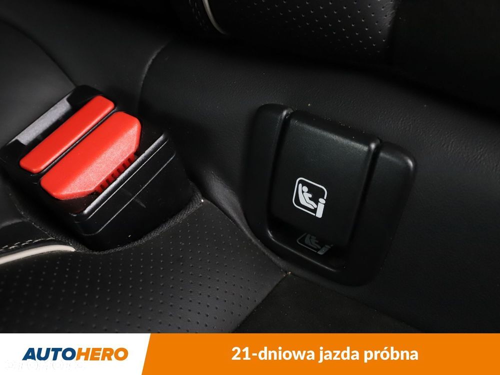 Volvo XC 60 D4 R-Design - 40