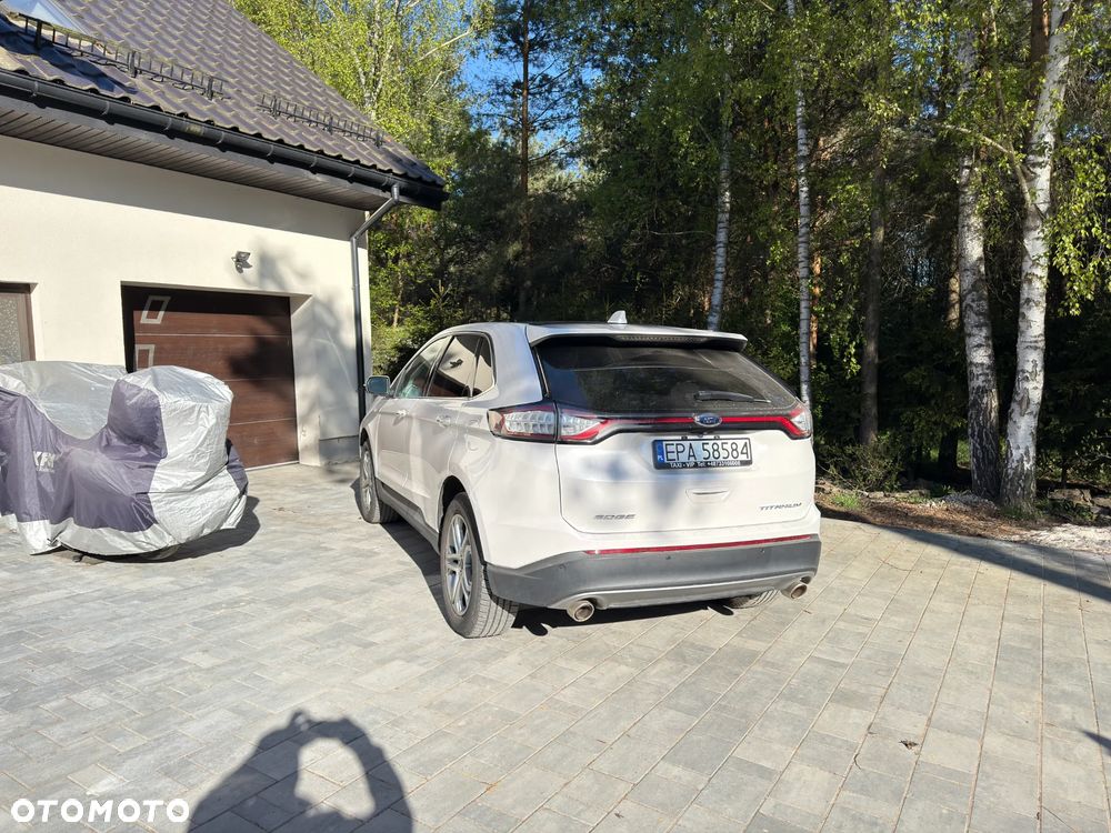 Ford Edge - 2