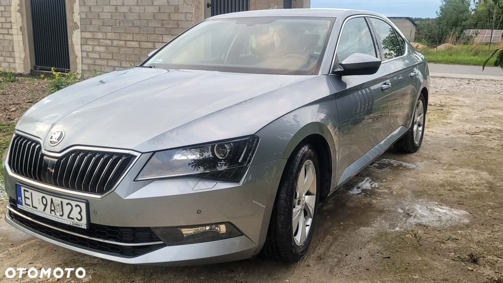 Skoda Superb 2.0 TDI Ambition - 10