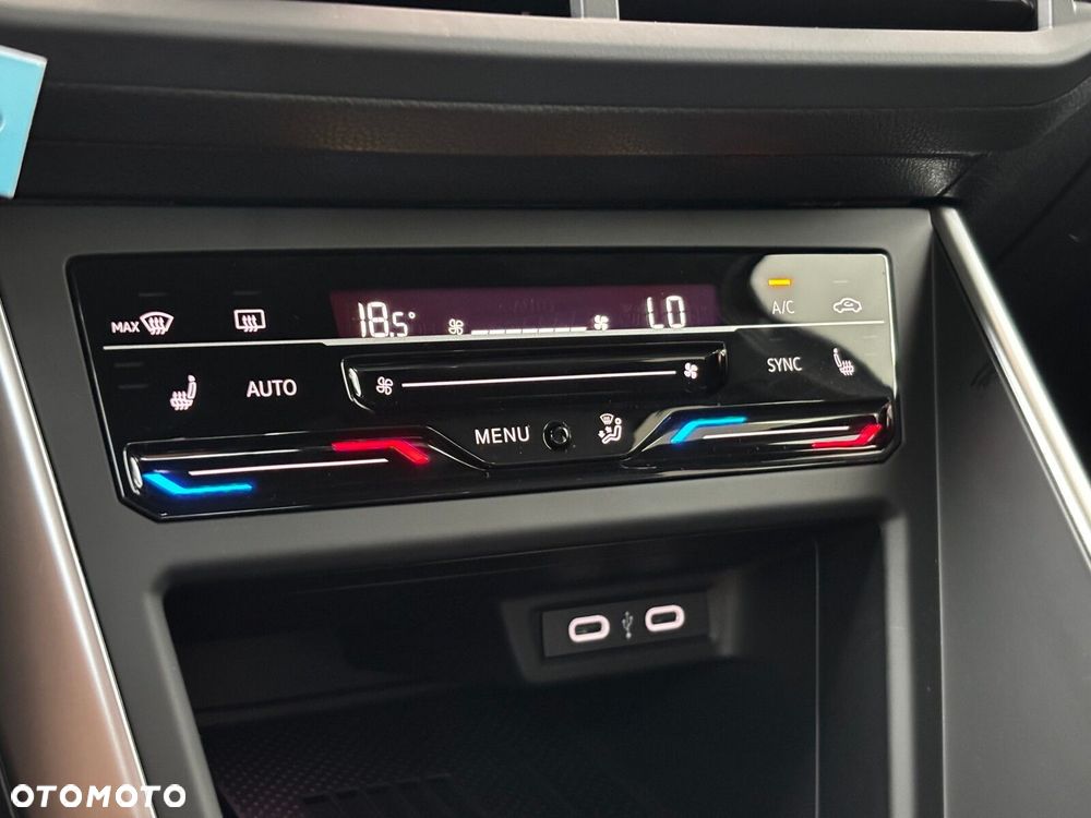 Volkswagen Polo 1.0 TSI Edition 50 - 36