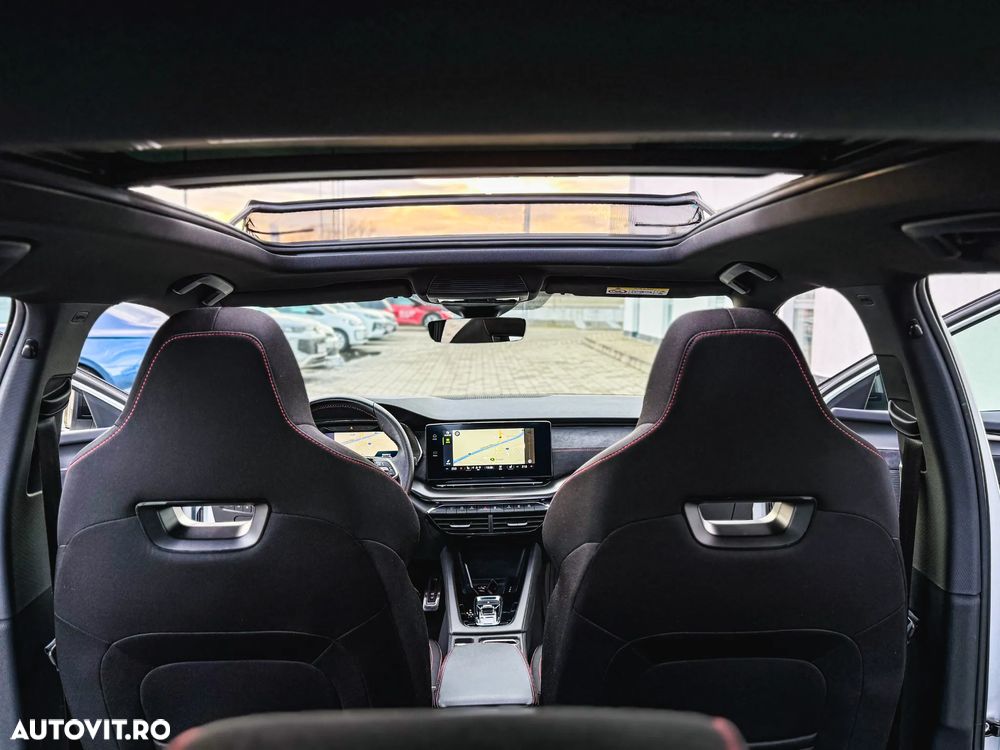 Skoda Octavia 2.0 245 TSI DSG RS - 26