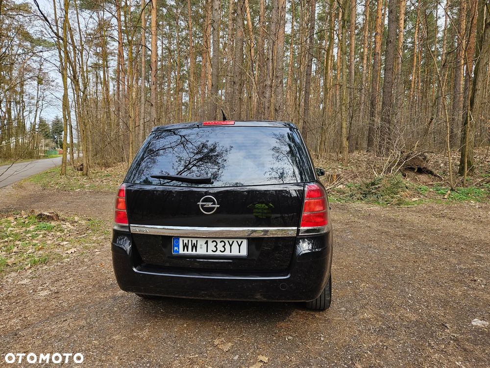 Opel Zafira 1.8 Innovation - 10