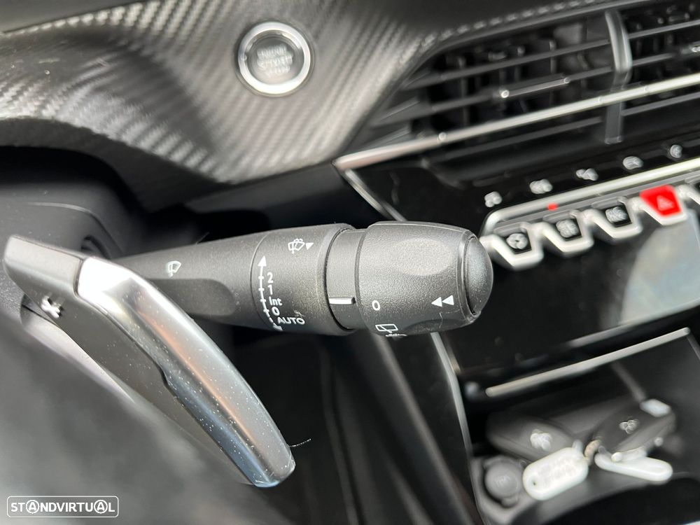 Peugeot 2008 BlueHDi 130 EAT8 Allure Pack - 23