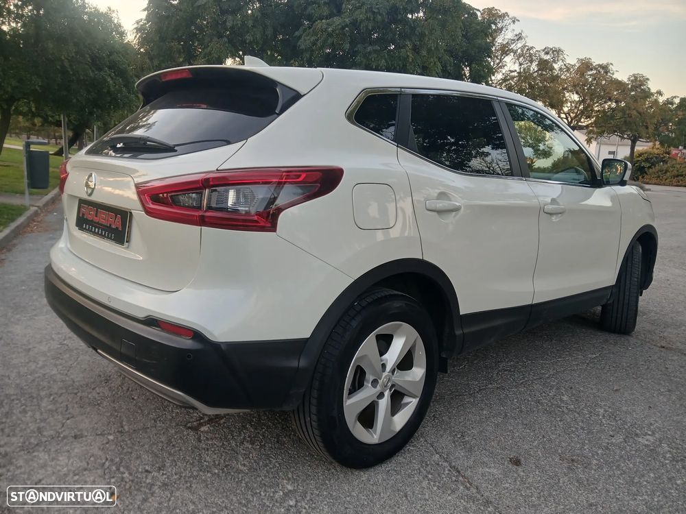 Nissan Qashqai 1.3 DIG-T N-Connecta J18 - 8
