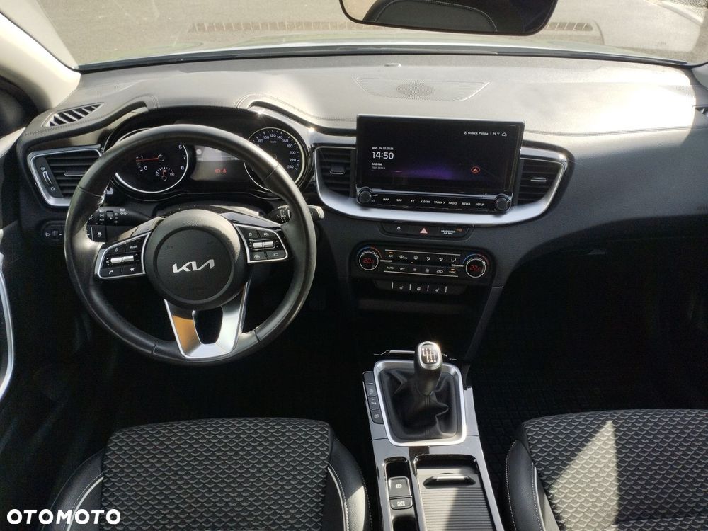 Kia Ceed 1.5 T-GDI Tribute - 13