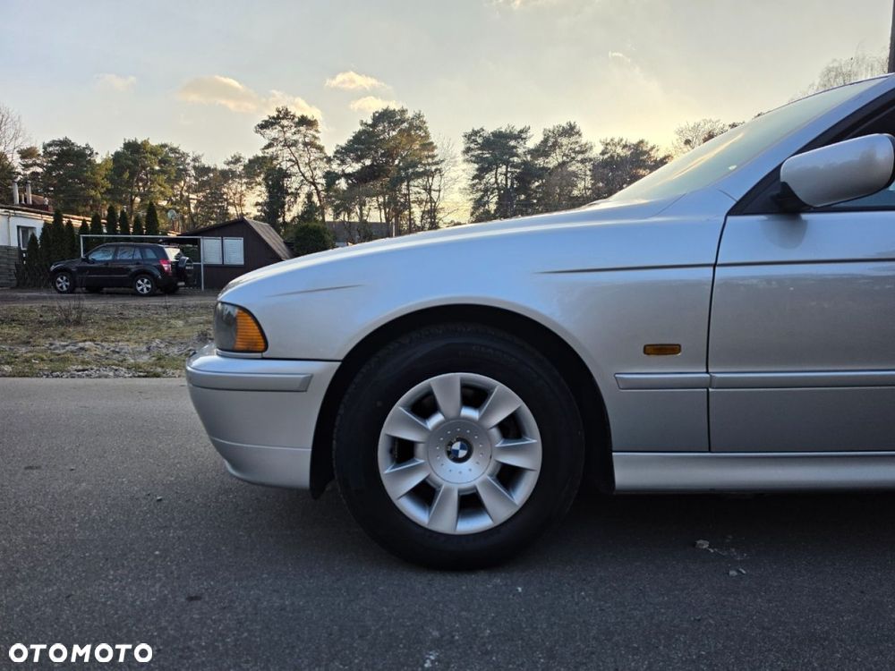 BMW Seria 5 - 12