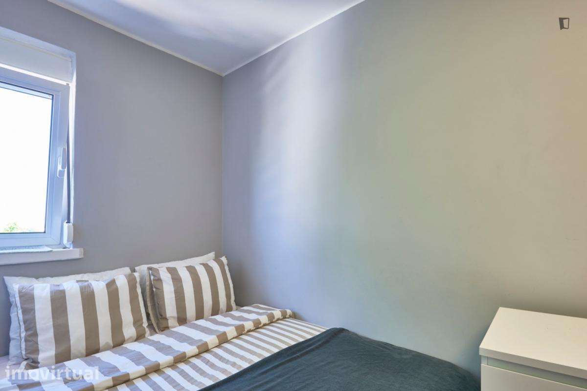 Quarto - localizado em Chelas Lisbon - Grande imagem: 3/32