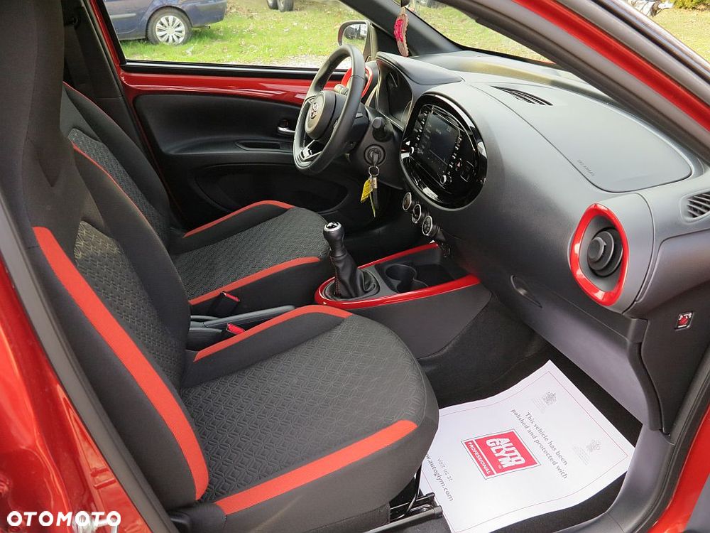Toyota Aygo X - 18
