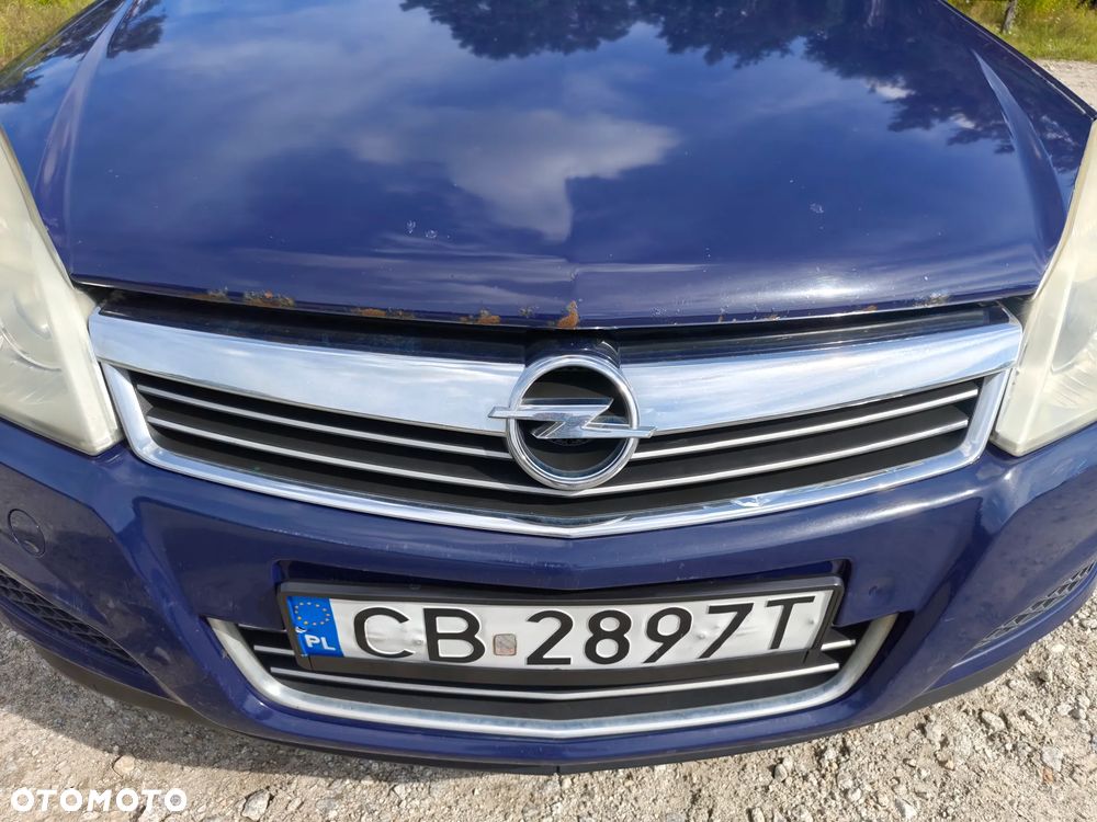 Opel Astra 1.9 CDTI Cosmo - 14