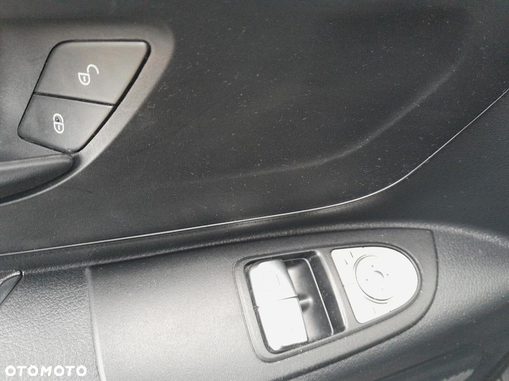 Mercedes-Benz Vito 4X4 - 23