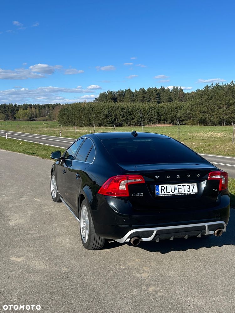 Volvo S60 T4 - 4