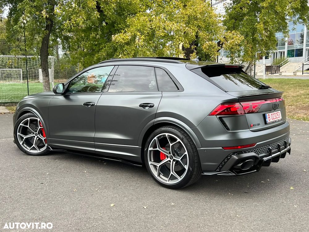 Audi Q8 - 4