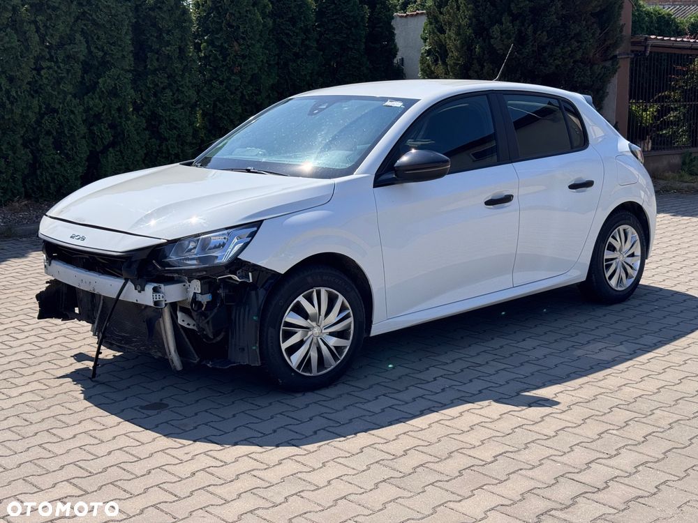 Peugeot 208 - 3