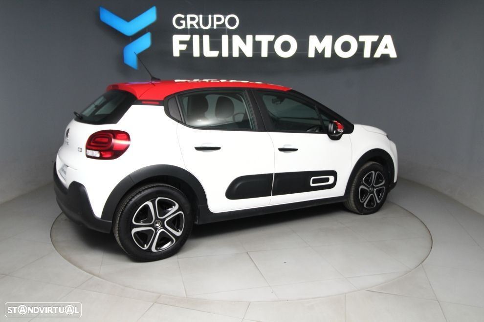 Citroën C3 1.2 PureTech Shine - 2