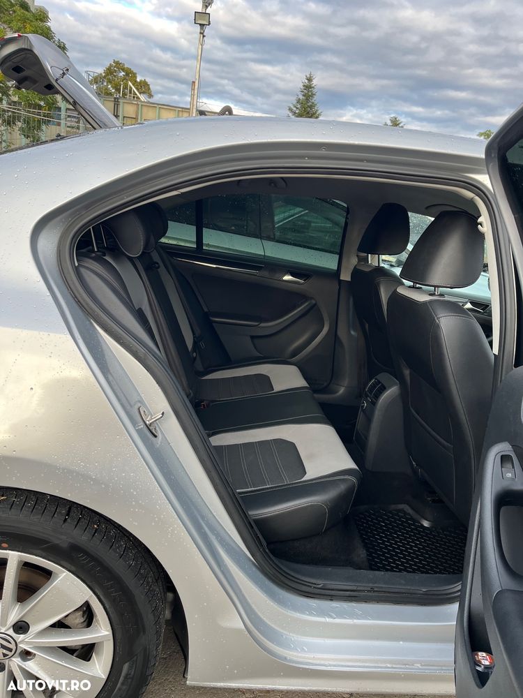 VOLKSWAGEN Jetta 2015 — imagine 13