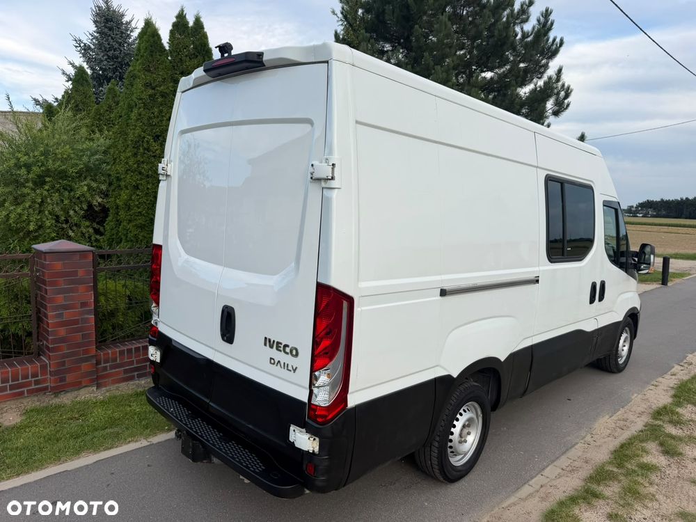 Iveco DAILY _ Tylko 116.000km ! _ 2018 Rok _ L3H2 _ 7 Osobowy - 6