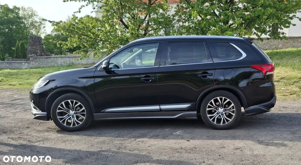 Mitsubishi Outlander 2.0 Intense + 4WD CVT - 7