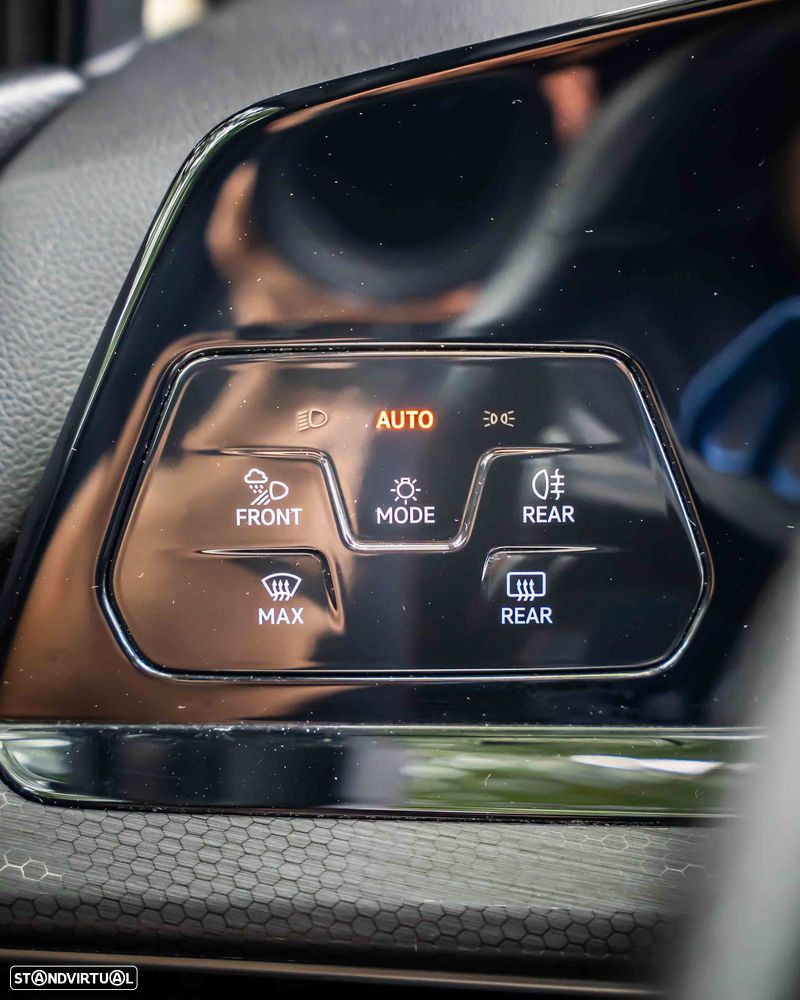 VW Golf 1.4 eHybrid OPF DSG GTE - 26