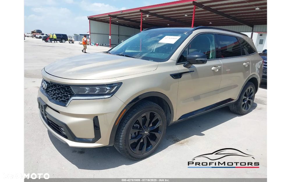 Kia Sorento - 1