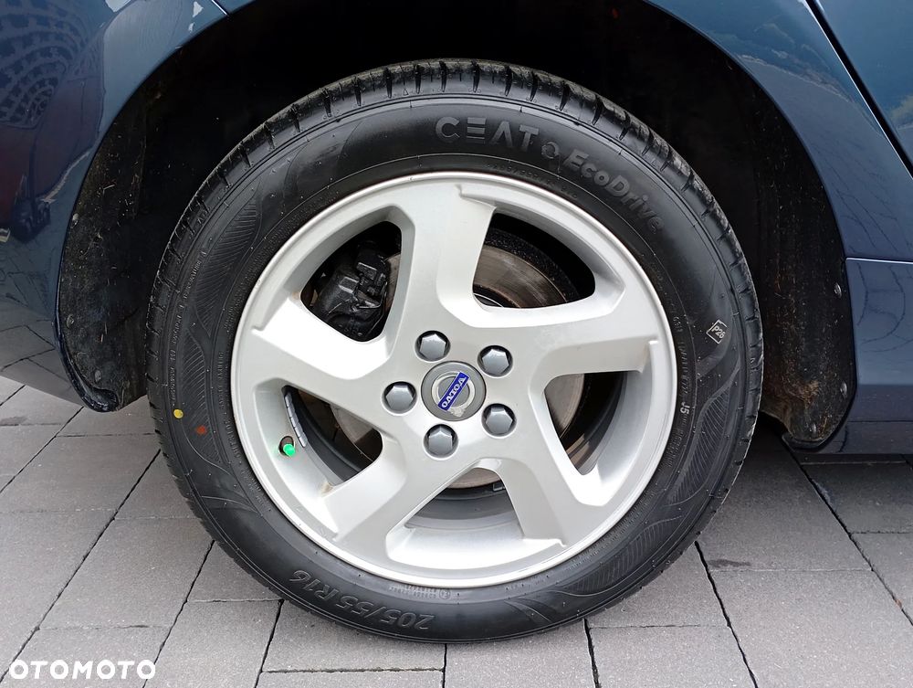 Volvo V40 T2 Drive-E Momentum - 31
