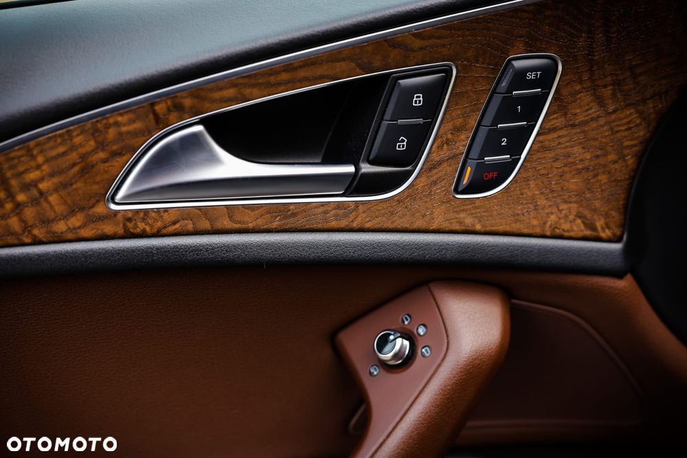 Audi A6 Avant 2.0 TDI DPF multitronic sport selection - 27