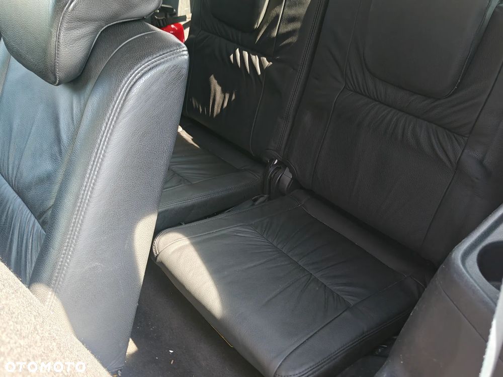 Toyota Corolla Verso 2.2 D-4D DPF Executive - 8