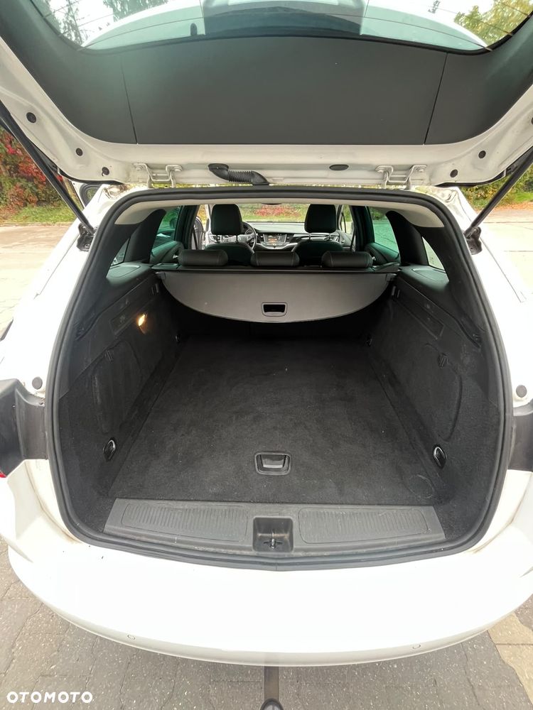 Opel Astra 1.2 T GS Line S&S - 21