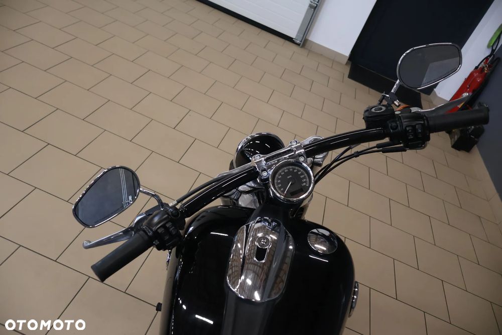 Harley-Davidson FXSB Breakout - 10
