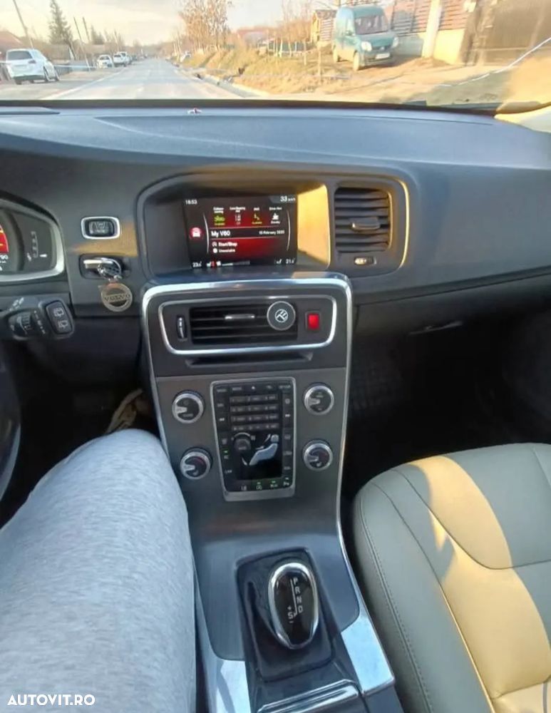 Volvo V60 D4 VEA Start-Stop Summum - 18