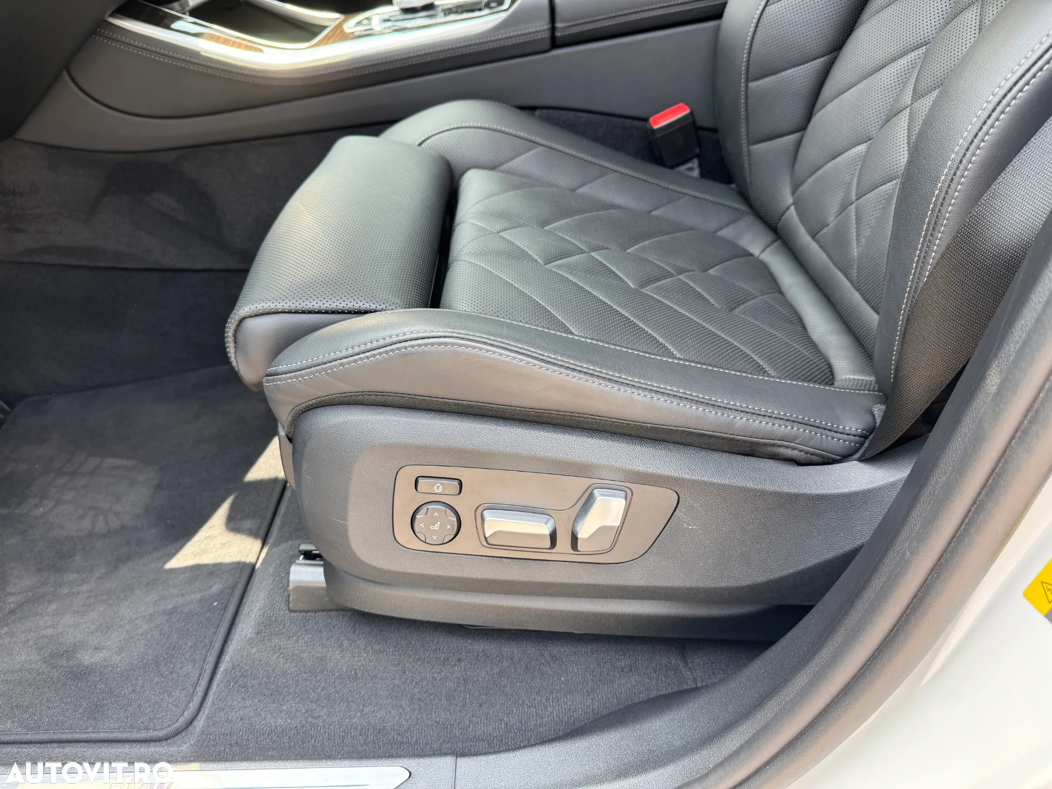 BMW X5 xDrive50e AT PHEV - 29
