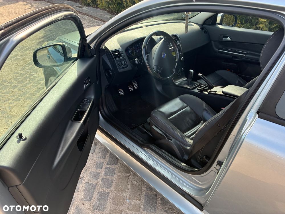 Volvo C30 D3 R-Design - 8