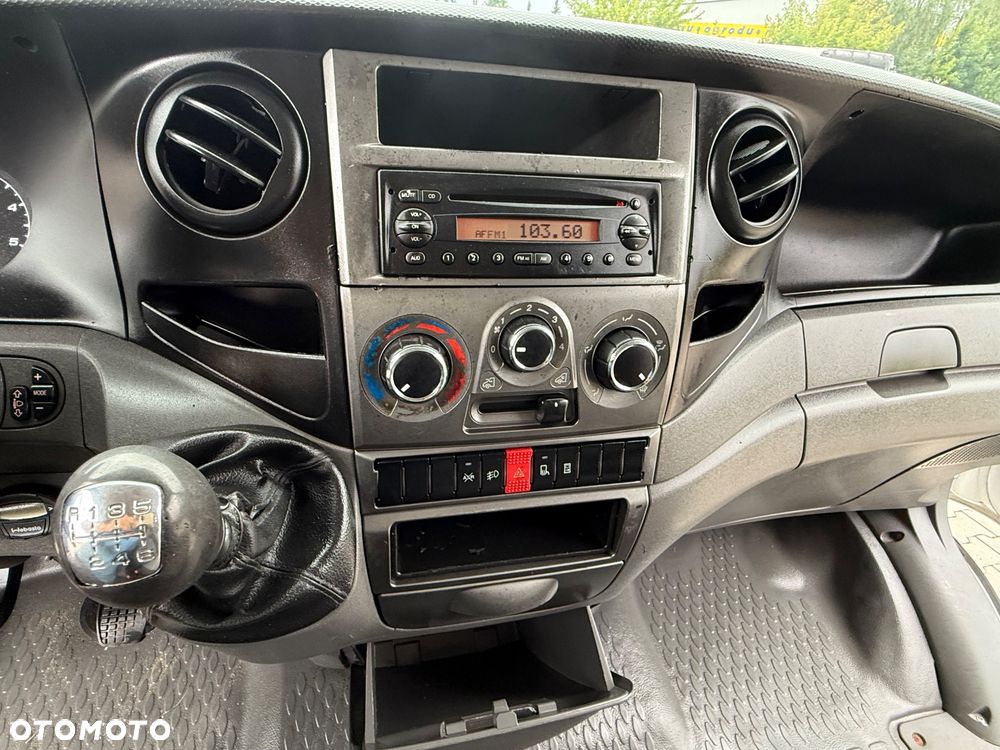 Iveco DAILY 35 - 27