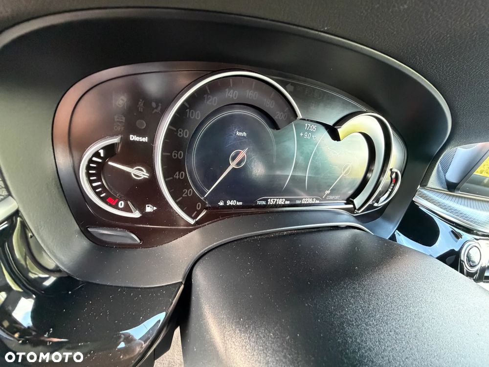 BMW Seria 5 520d xDrive M Sport sport - 5