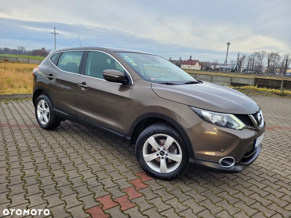 Nissan Qashqai 1.2 DIG-T N-Vision - 38