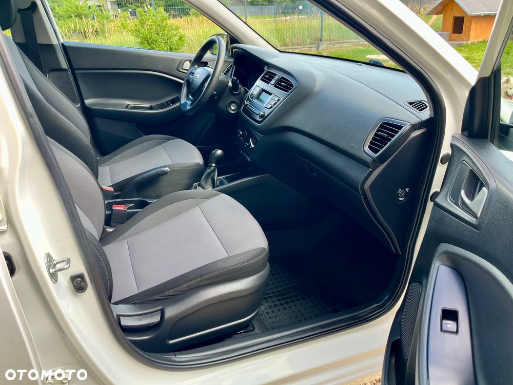 Hyundai i20 1.2 Classic Plus - 12