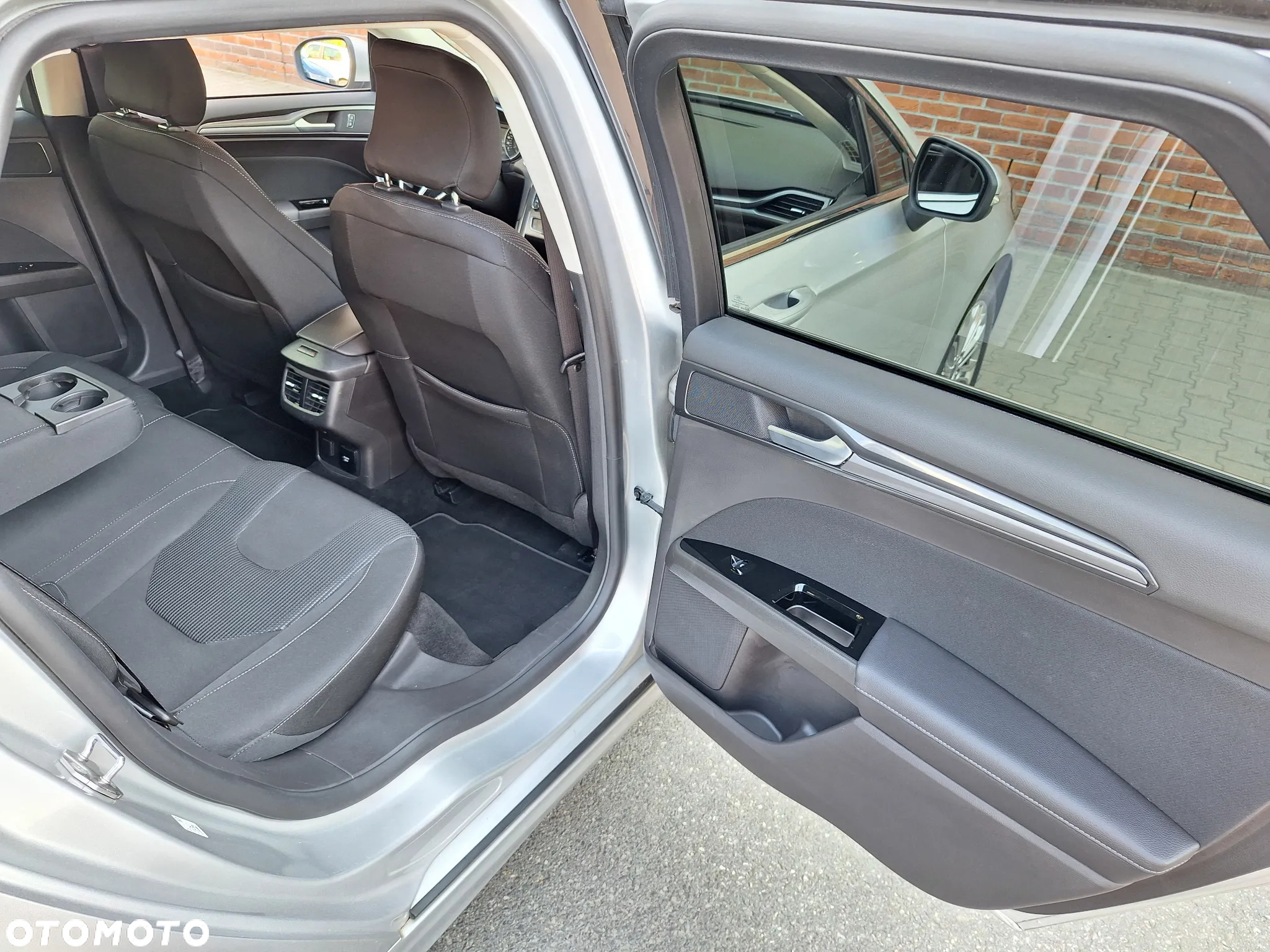 Ford Mondeo 2.0 EcoBlue Titanium - 22
