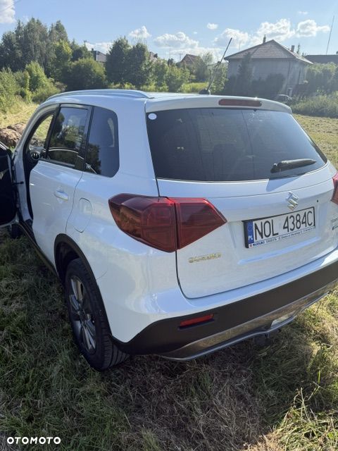 Suzuki Vitara 1.4 Boosterjet SHVS Elegance 2WD - 17
