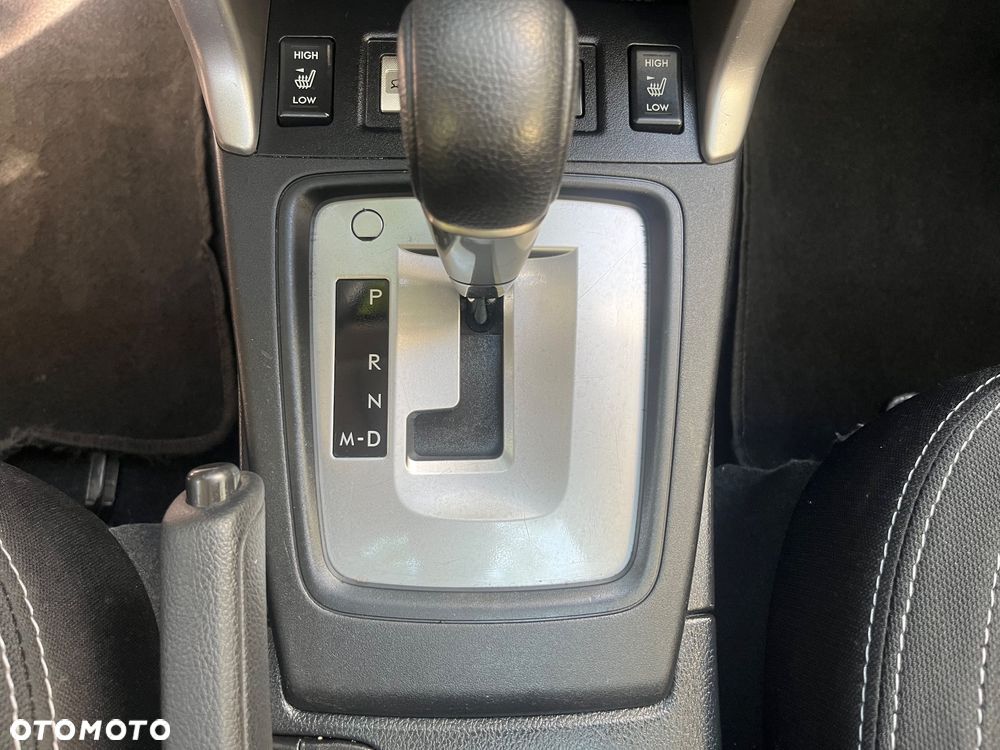 Subaru Forester 2.0i Exclusive Lineartronic - 17
