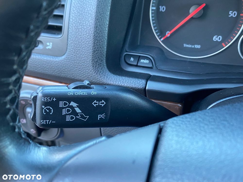 Volkswagen Jetta 1.9 TDI United - 27