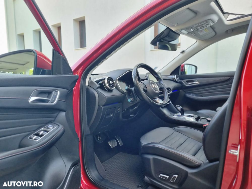 MG EHS 1.5T-GDI Luxury - 10