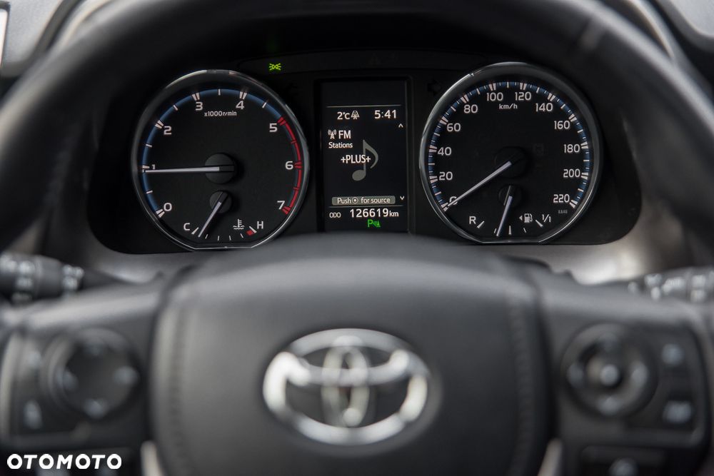 Toyota RAV4 - 18