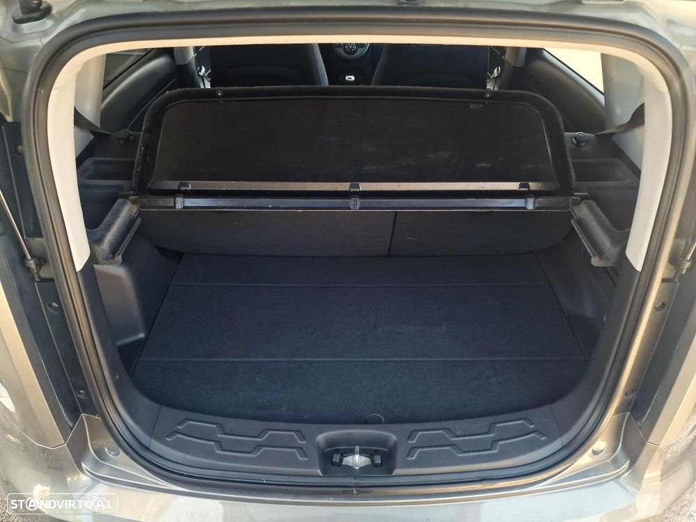 Kia Soul 1.6 CRDi TX - 21