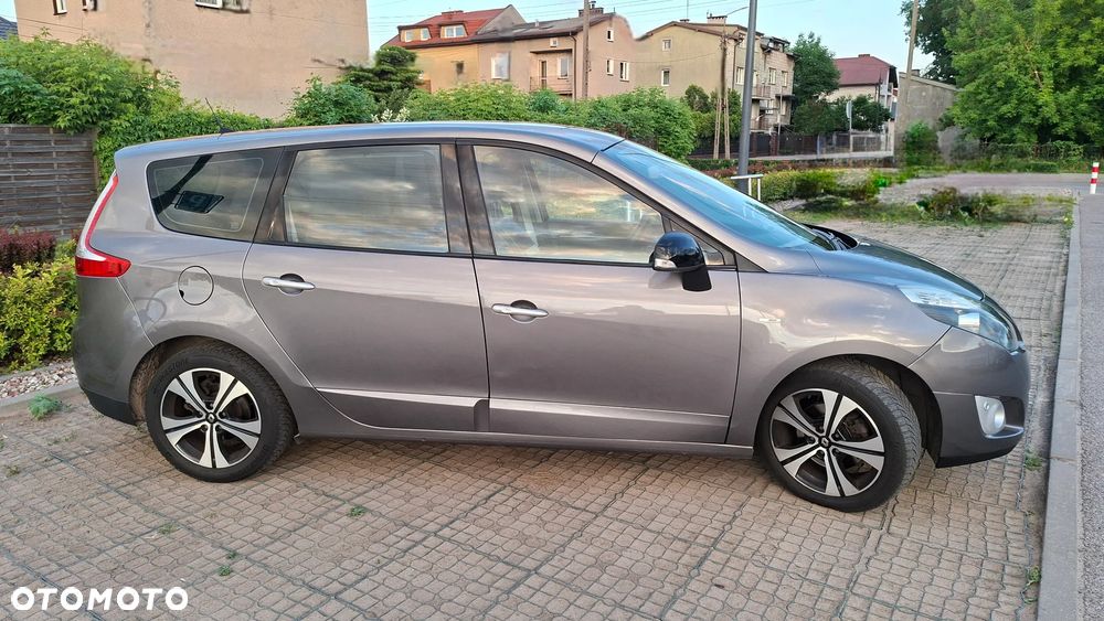 Renault Scenic 1.4 16V TCE Bose Edition - 9