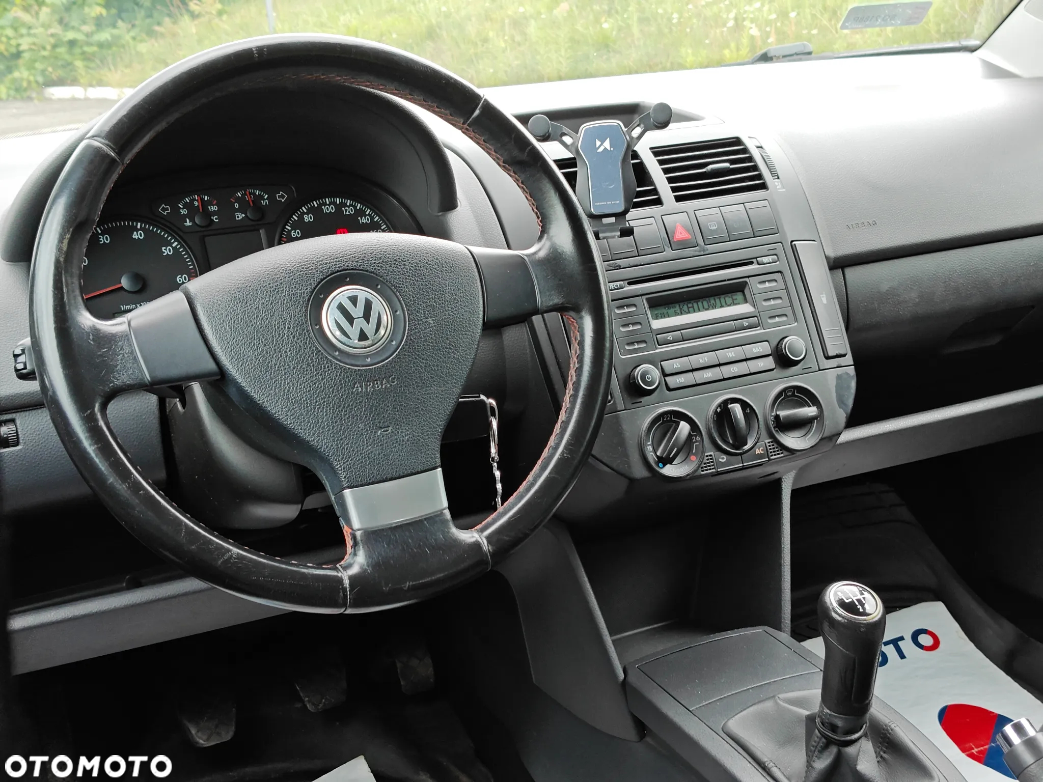 Volkswagen Polo 1.4 16V Comfortline - 9