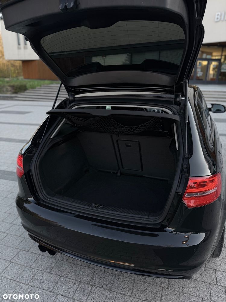 Audi A3 Sportback - 14