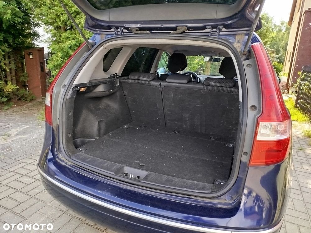 Hyundai i30 1.6 Comfort - 10