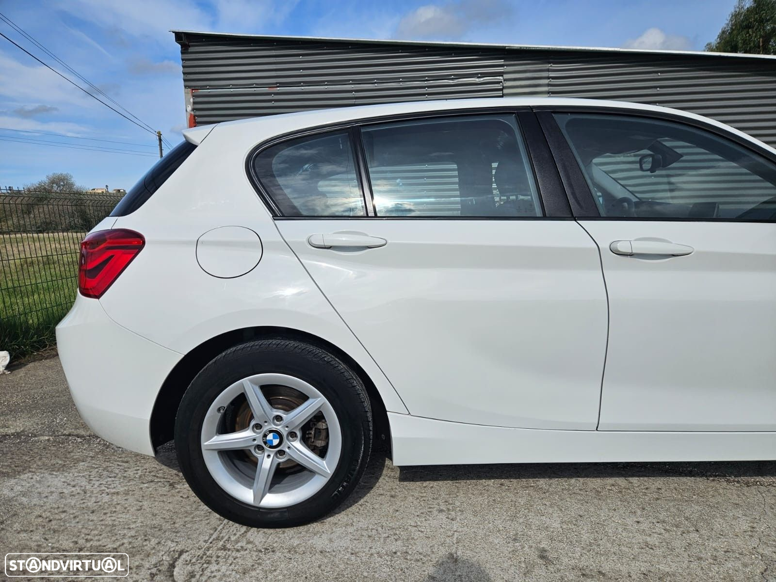 BMW 116 d Line Urban - 8