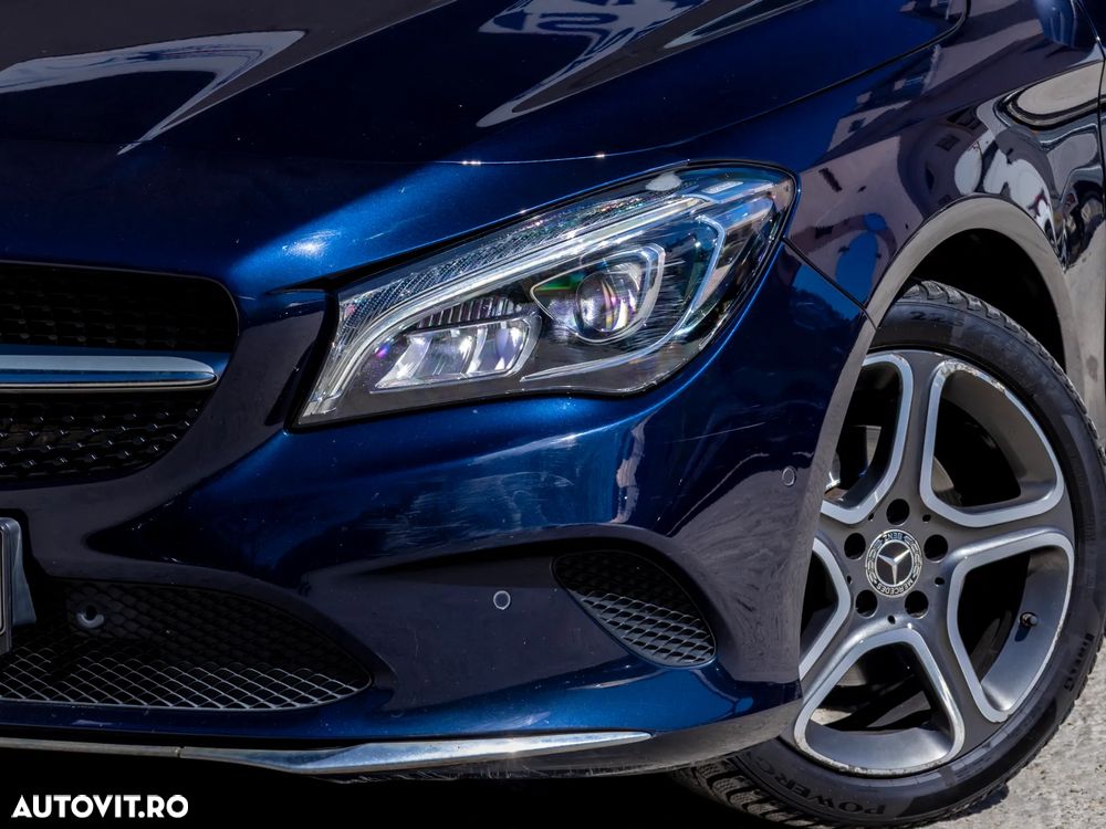 Mercedes-Benz CLA 200 d 4MATIC Aut. - 11
